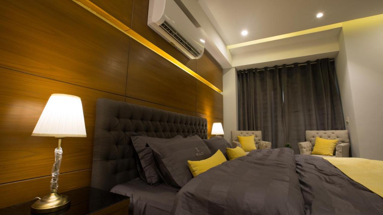 Space Luxury Rental Suites Rávalpindí Exteriér fotografie