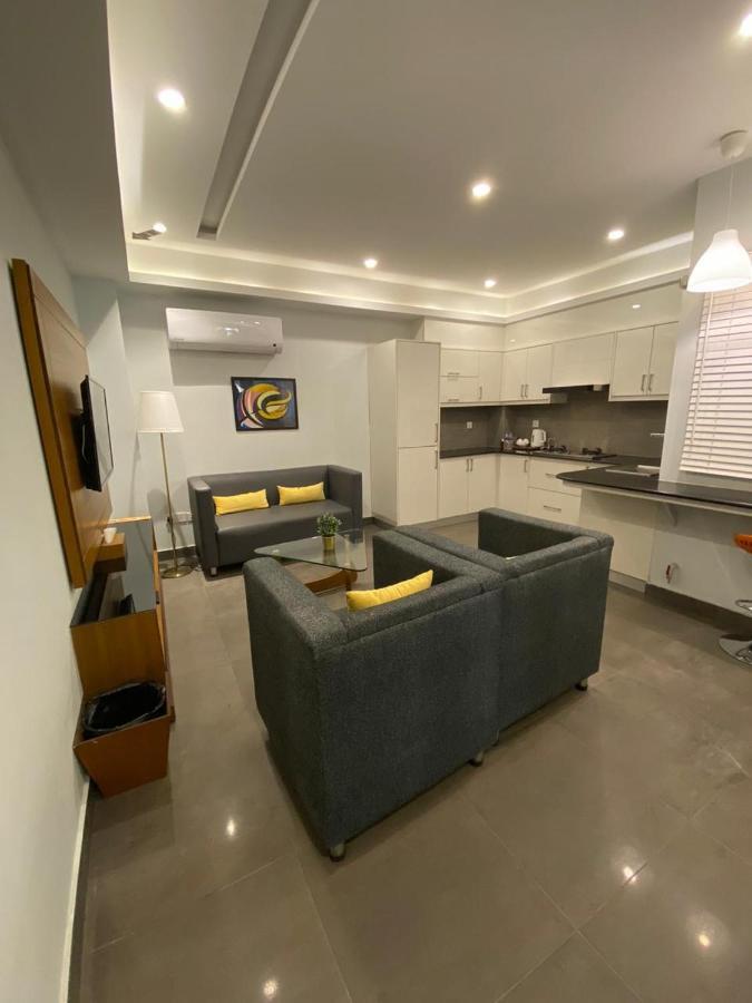 Space Luxury Rental Suites Rávalpindí Exteriér fotografie