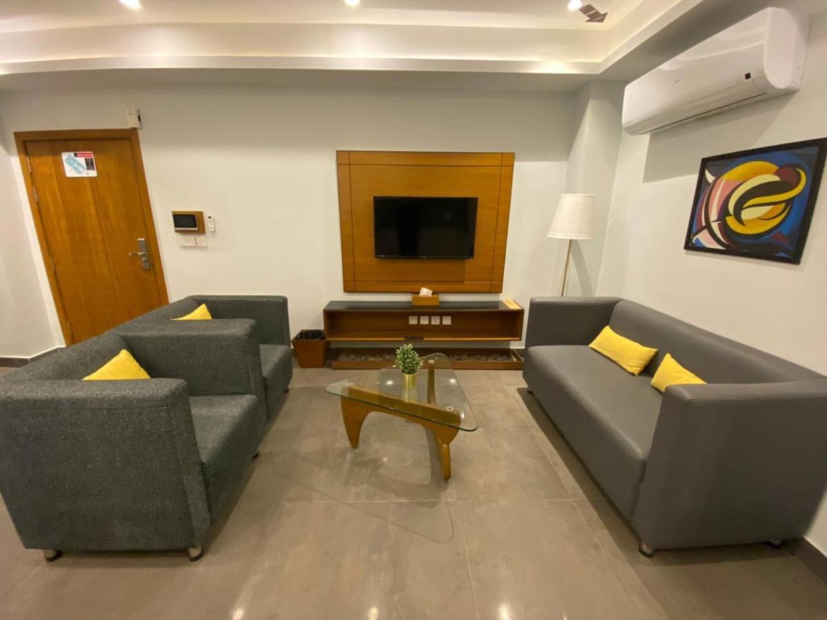 Space Luxury Rental Suites Rávalpindí Exteriér fotografie